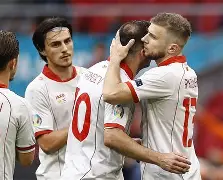 九游在线玩游戏-马其顿球迷