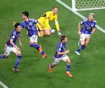 九游体育-篮球比赛开场站位图