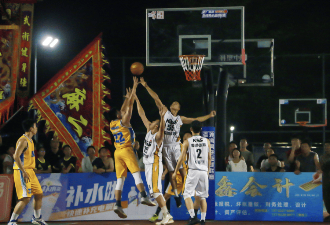 九游体育-泰山队王大雷照片